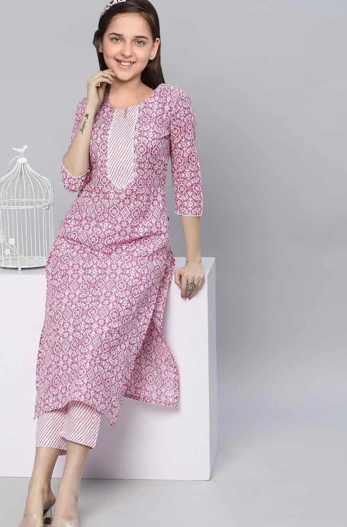 Girls Floral Printed Notch Neck Straight Kurta With Trousers