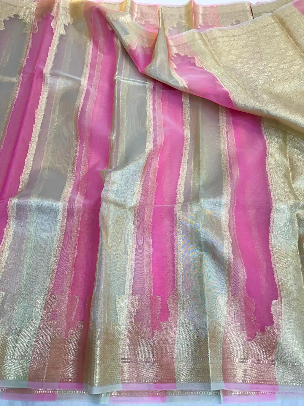 Kiara Advani inspired tissue rangkat saree