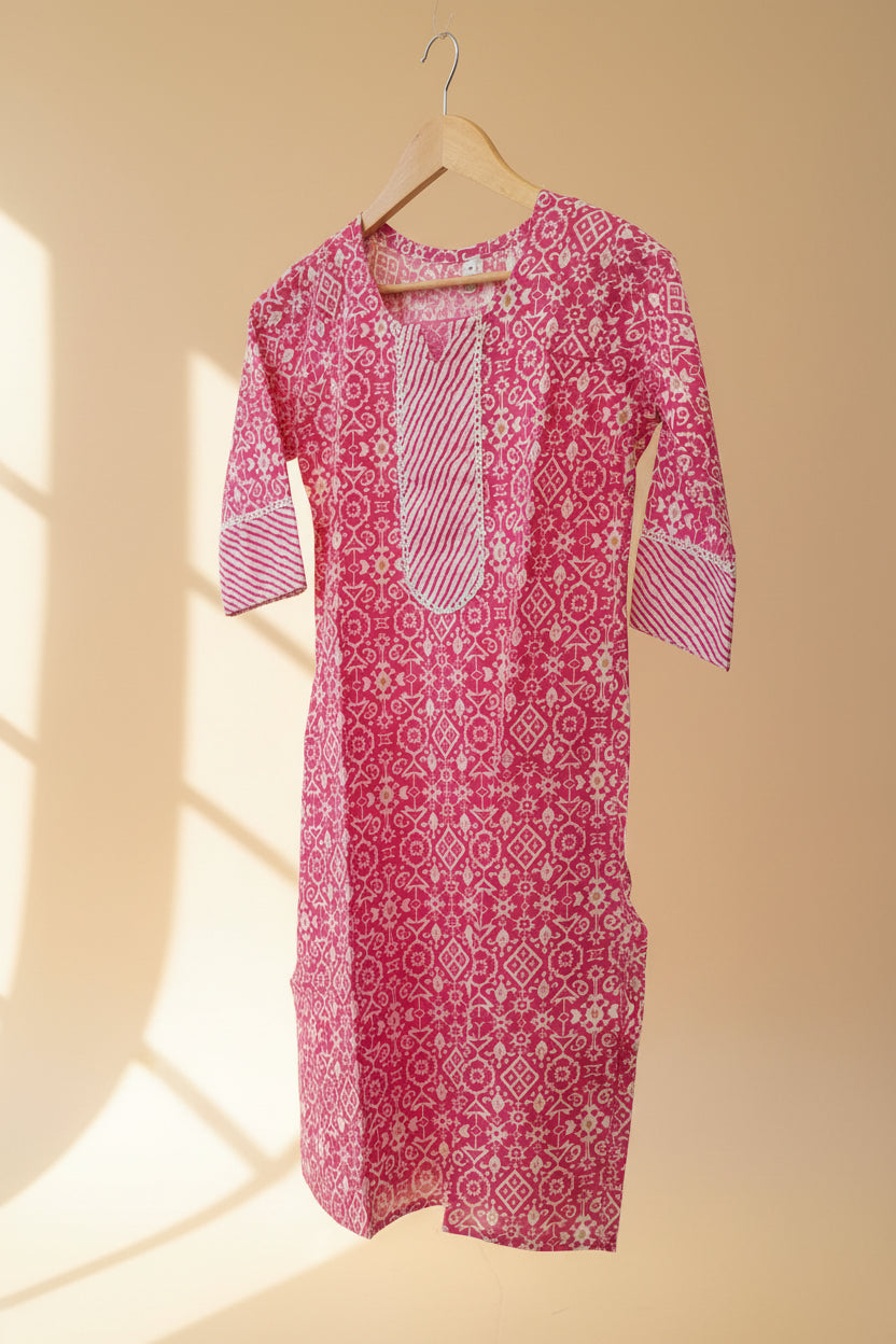 Girls Floral Printed Notch Neck Straight Kurta With Trousers