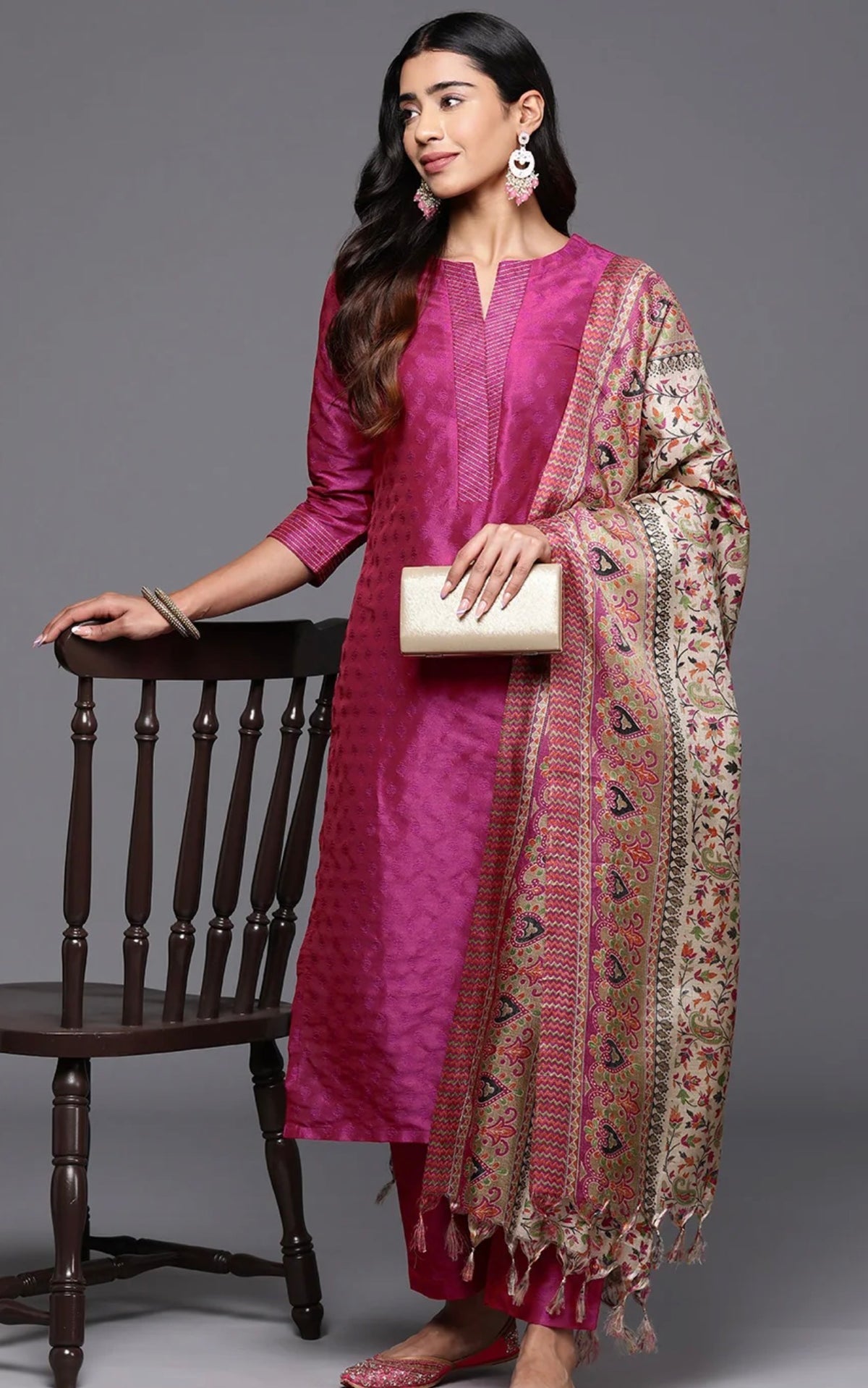 Women Pink Zari Work textured Kurta with Trouser and Printed...
1 kurta, 1 bottom, 1 dupatta