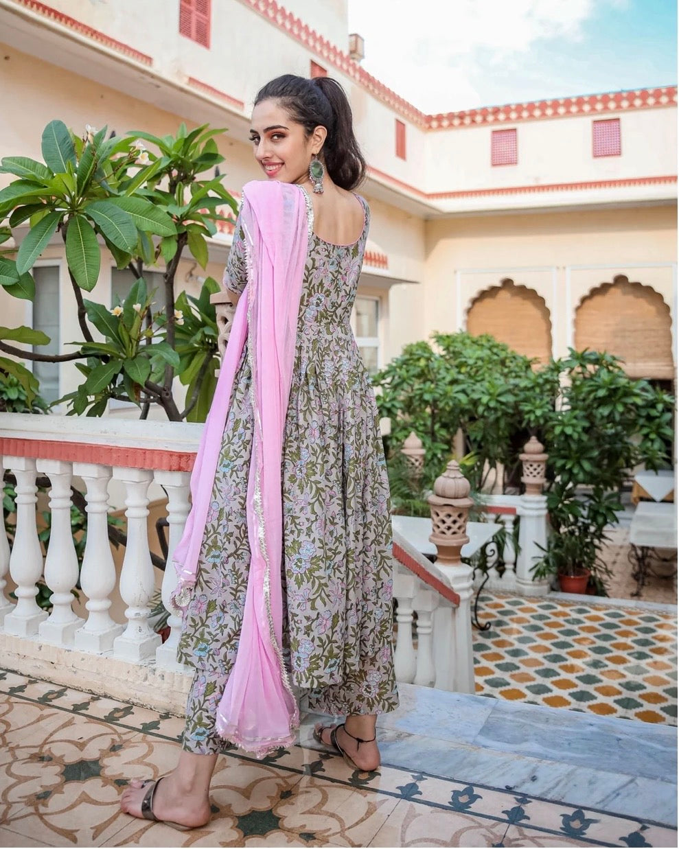 Pink Hand block Suit Set - Size M
