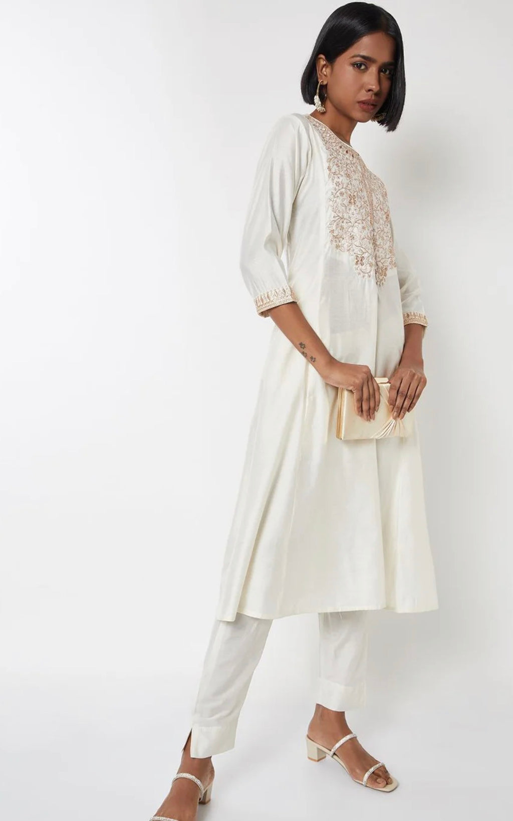 Women Ethnic Motifs Embroidered Regular Zardozi Kurta
